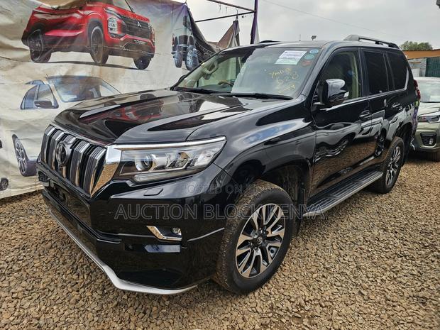 Toyota Land Cruiser Prado 2021 Black