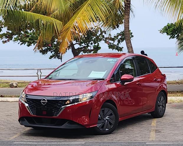 Nissan Note 1.2 Hybrid 2021 Red