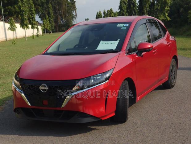 Nissan Note 1.2 Hybrid 2021 Red