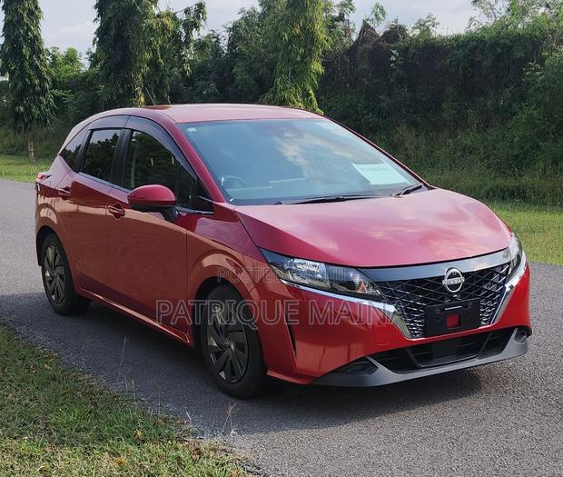 Nissan Note 1.2 Hybrid 2021 Red