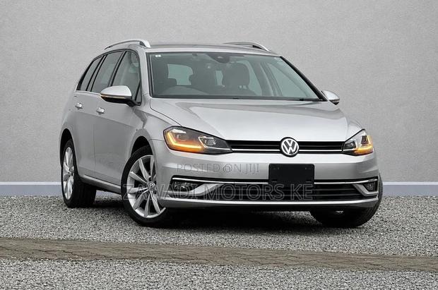 Volkswagen Golf 2019 Silver