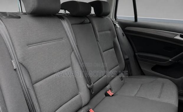 Volkswagen Golf 2019 Silver