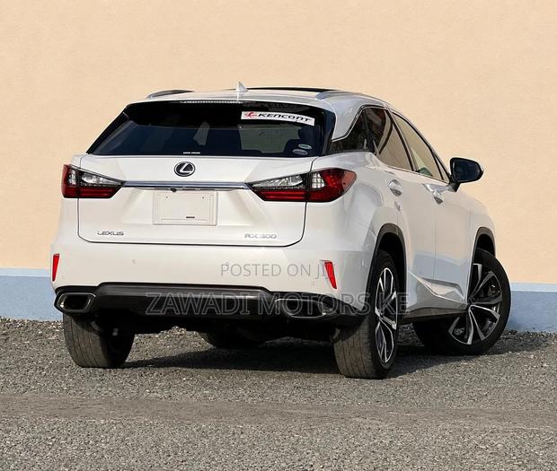 Lexus RX 300 2WD 2019 White