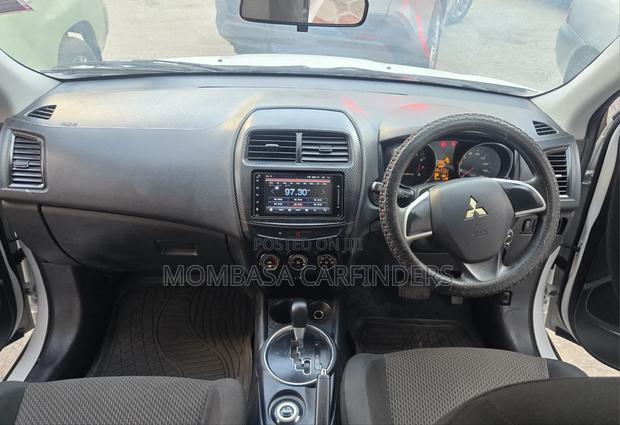 Mitsubishi RVR 2018 White