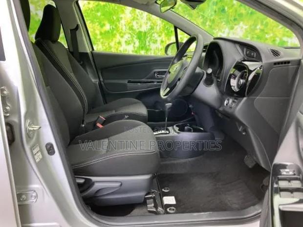Toyota Vitz 2019 Silver