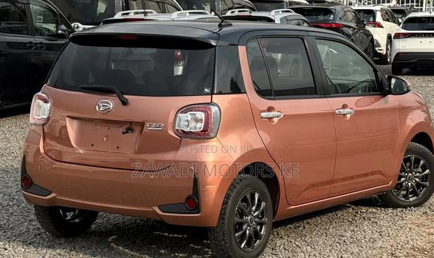 Daihatsu Boon 2019 Brown