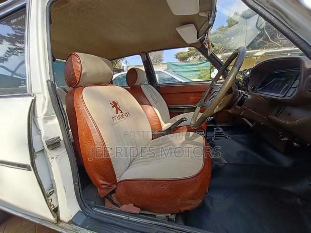 Peugeot 504 1997 White
