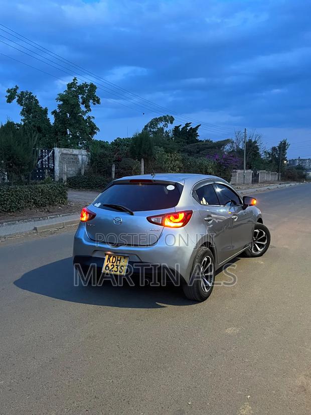 Mazda Demio 2016 Gray