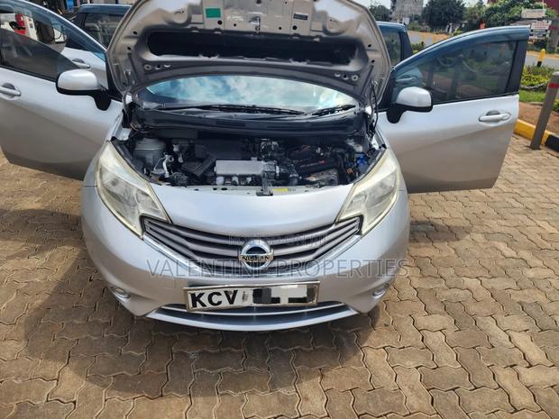 Nissan Note 2012 Silver