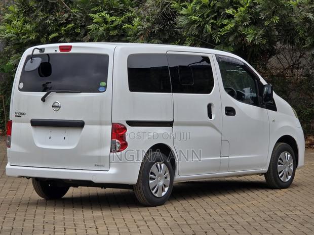 Nissan NV350 2019 White