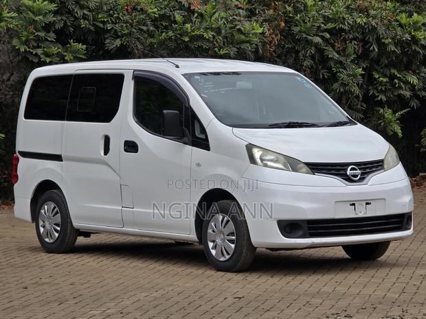 Nissan NV350 2019 White