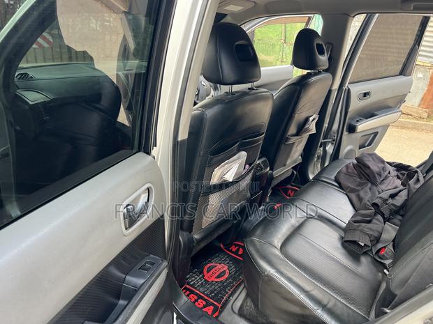 Nissan X-Trail 2012 Silver
