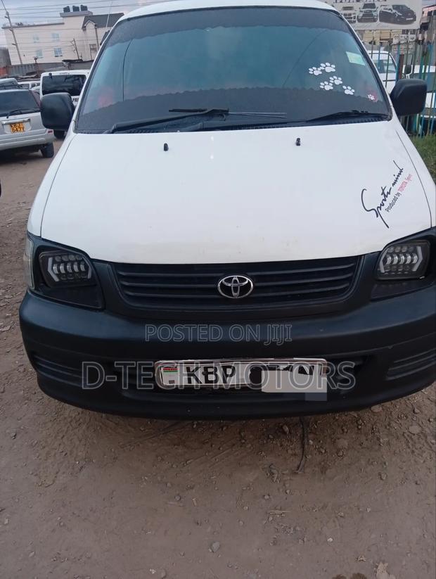 Toyota TownAce 2005 White