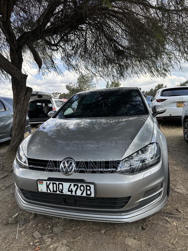Volkswagen Golf TSI S 4-Door FWD 2017 Silver