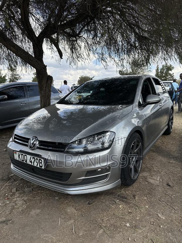 Volkswagen Golf TSI S 4-Door FWD 2017 Silver