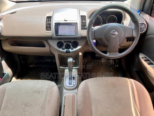 Nissan Note 2010 Maroon