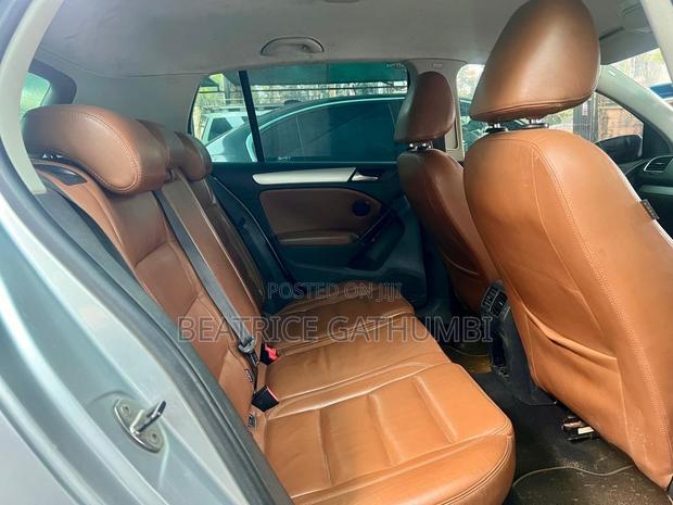 Volkswagen Golf 2012 Silver
