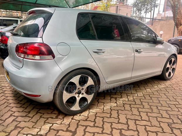 Volkswagen Golf 2012 Silver