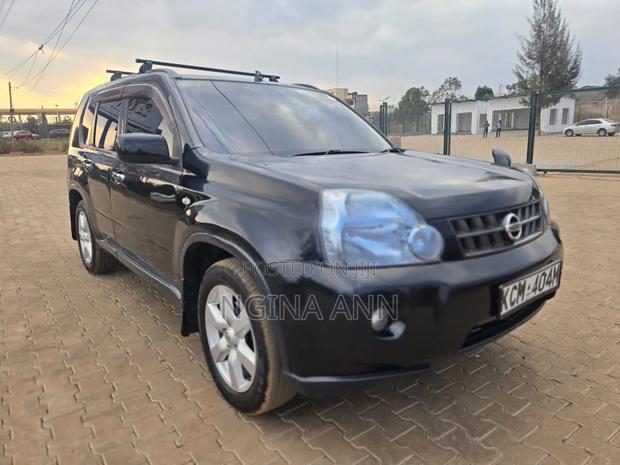Nissan X-Trail 2010 Black