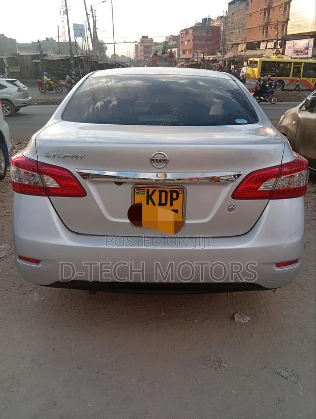 Nissan Sylphy 2017 Silver