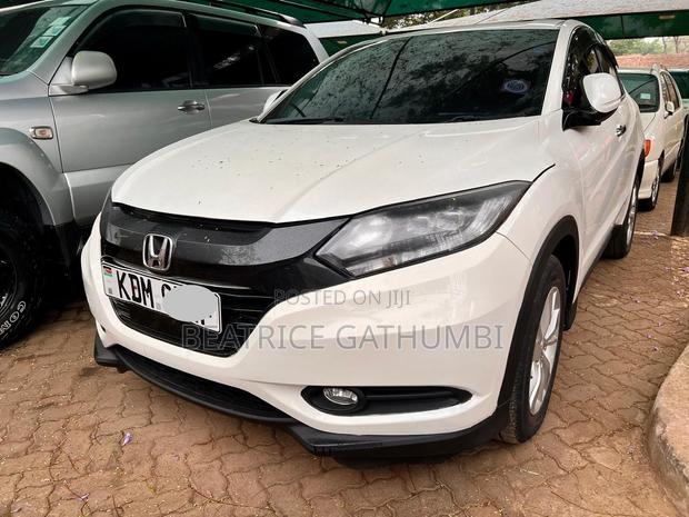 Honda Vezel 1.5 2WD 2016 White