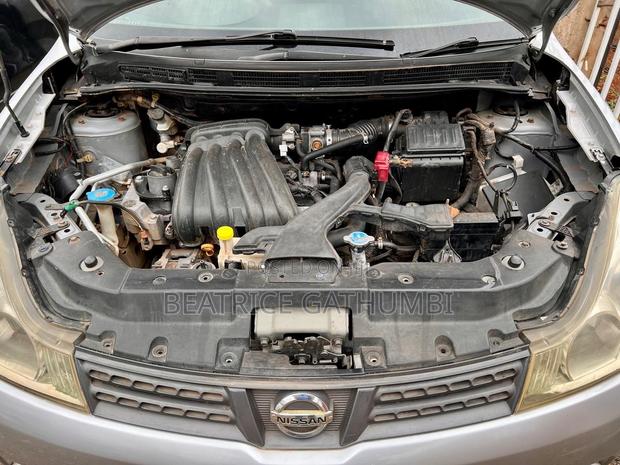 Nissan Wingroad 2006 Silver