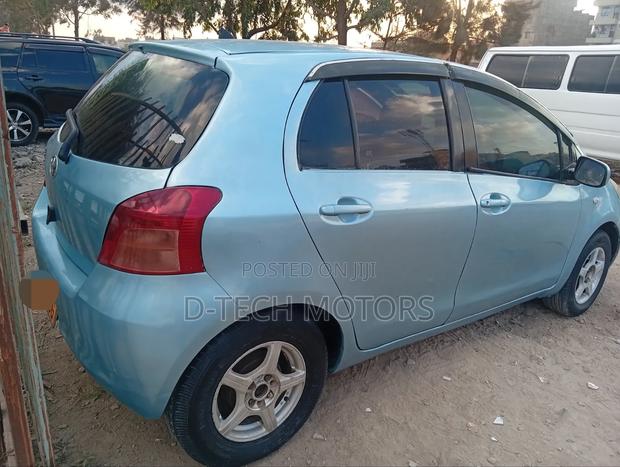 Toyota Vitz 2005 Blue
