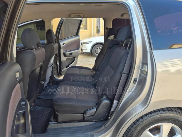 Toyota Wish 2009 Gray