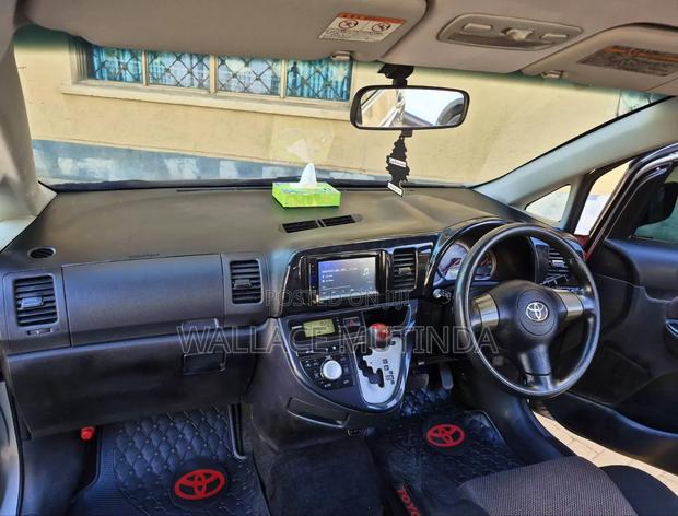 Toyota Wish 2009 Gray