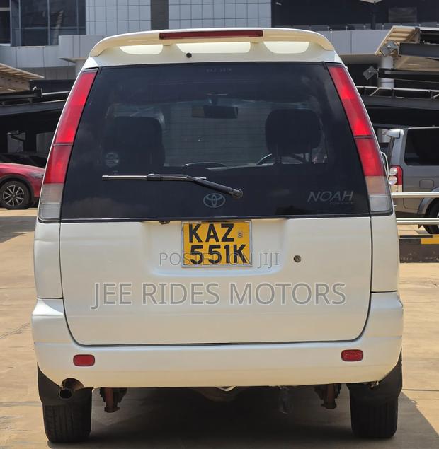 Toyota TownAce 2000 Pearl