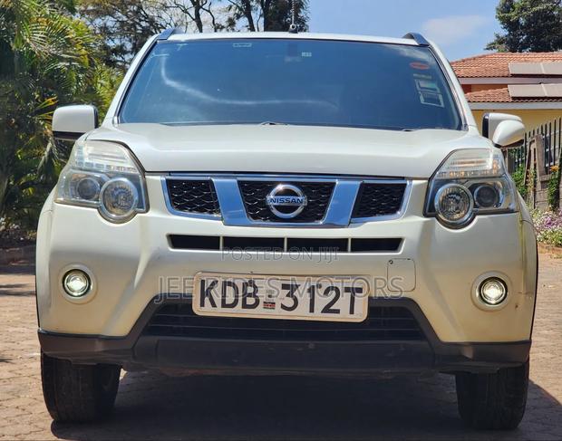 Nissan X-Trail 2013 Pearl