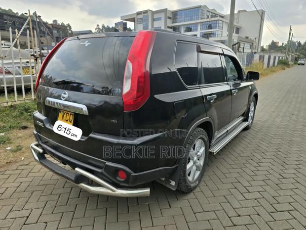 Nissan X-Trail 2012 Black