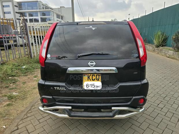Nissan X-Trail 2012 Black