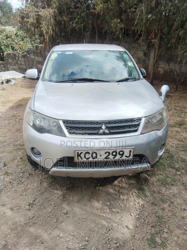 Mitsubishi Outlander 2010 Silver