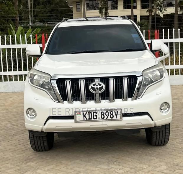 Toyota Land Cruiser Prado 2014 Ivory