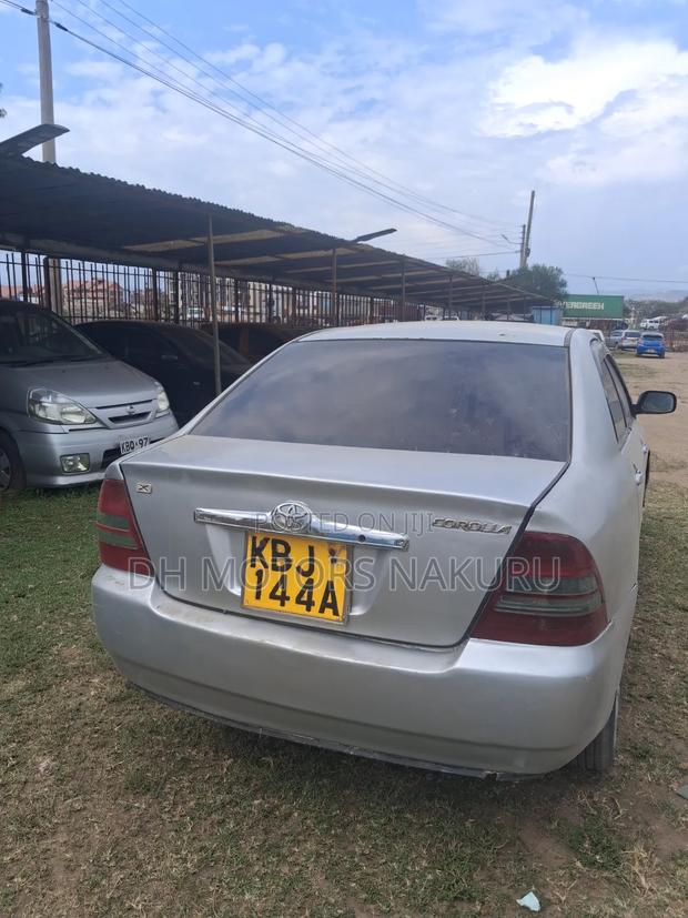 Toyota Corolla 2008 White