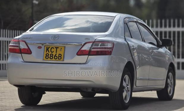 Toyota Premio 2012