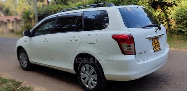 Toyota Corolla 2011 White