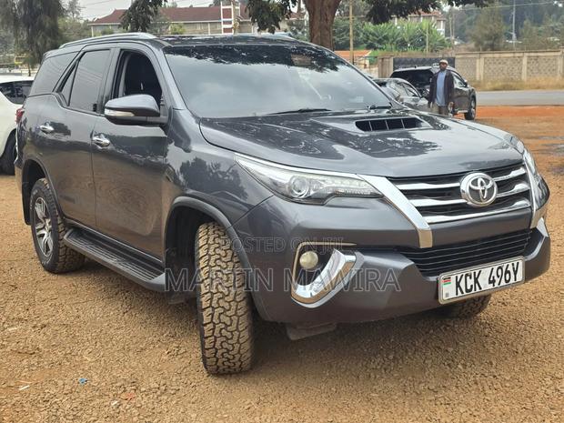 Toyota Fortuner 2016 Gray