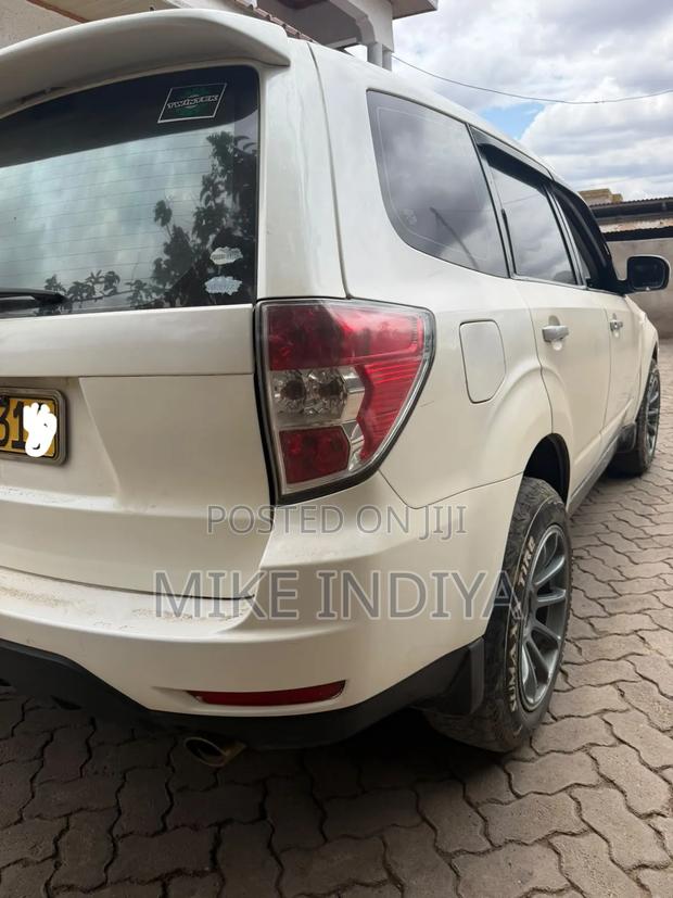 Subaru Forester 2010 White