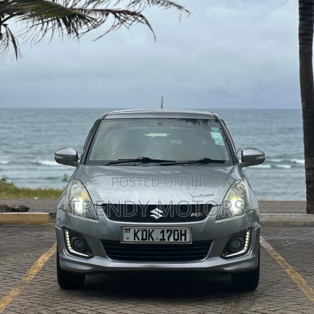 Suzuki Swift 2015 Gray