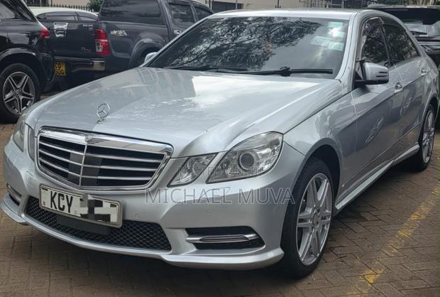 Mercedes-Benz E250 2013 Silver