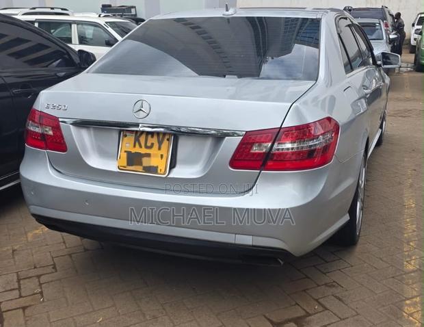 Mercedes-Benz E250 2013 Silver