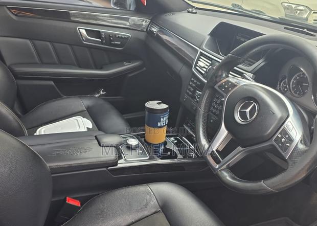 Mercedes-Benz E250 2013 Silver