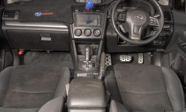 Subaru Impreza 2.0i Limited PZEV 4dr Hatchback AWD (2.0L 4cyl CVT) 2014