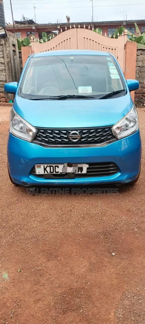 Nissan Dayz 2014 Blue