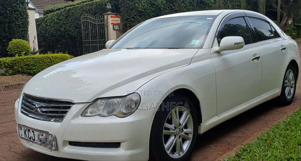 Toyota Mark X 2009 Off white