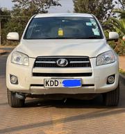 Toyota RAV4 2015 White for sale