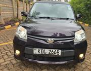 Toyota Sienta 2015 Maroon for sale