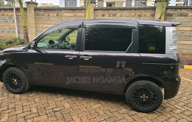 Toyota Sienta 2015 Maroon